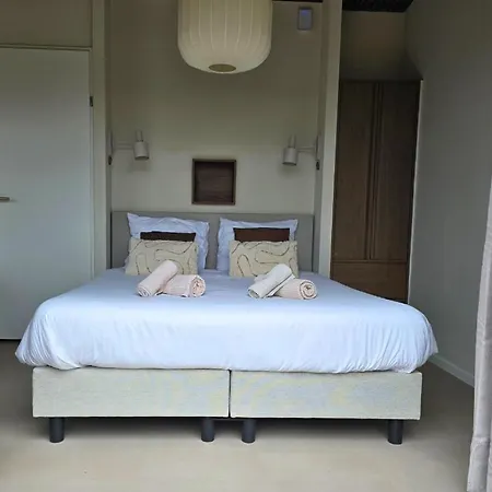 Luxe Tiny Voor 2 Personen Met Tuinbad Сasa de vacaciones Meerssen