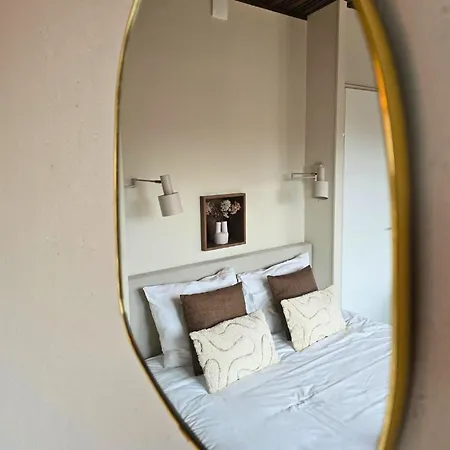 Luxe Tiny Voor 2 Personen Met Tuinbad *